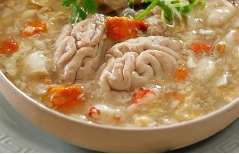 Cách làm súp cua óc heo nóng hổi, không tanh cho người vừa ốm dậy
