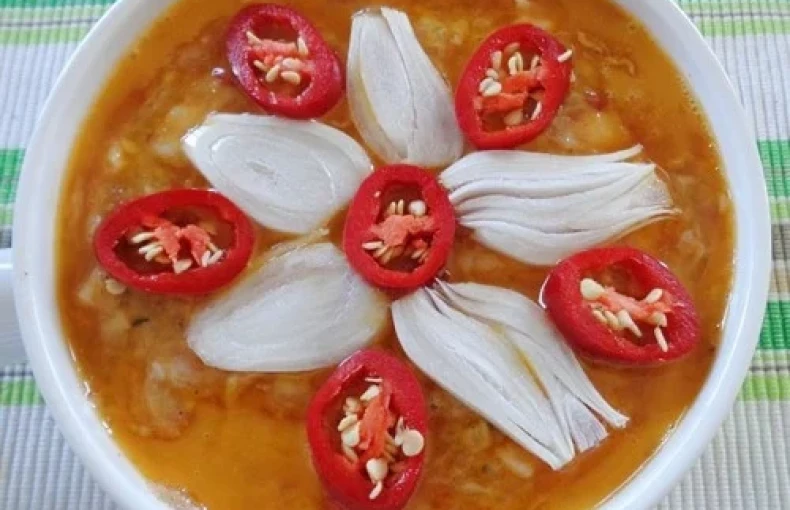 Cách làm mắm chưng thịt đậm đà hương vị miền Tây