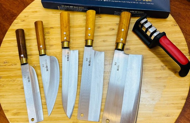 Dao thép không gỉ Tấn Lộc Tài - Sản phẩm OCOP Thanh Hóa