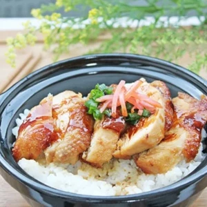 Đầu tuần thử ngay cơm gà kiểu Nhật ăn là nghiền