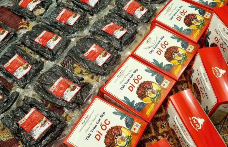 Hương vị vùng cao Mường Lát: Thịt trâu gác bếp Dì Ốc