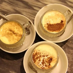 Cách pha cà phê trứng cực ngon, uống là mê