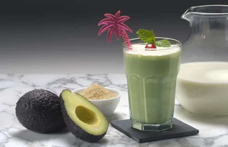 Cách làm sinh tố bơ ngon tuyệt , mát lành cho cả nhà